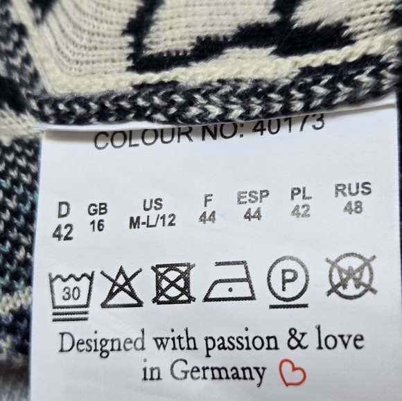 OLSEN Blue And Cream Heavyweight Cotton Blend Patterned Long Cardigan. Size 12 - Picture 12 of 15